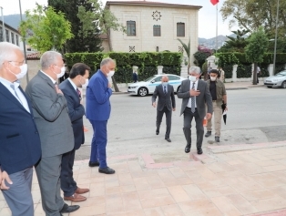 2019 Yılı Güdümlü Proje Desteği kapsamında destek almaya hak kazanan “Kireçlik Yarma Sistemi Ortak Üretim Tesisi” projesinin sözleşmesi imzalandı. Galeri