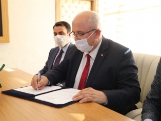 Yayladağı Çilek İşleme Tesisi Protokolü İmzalandı Galeri