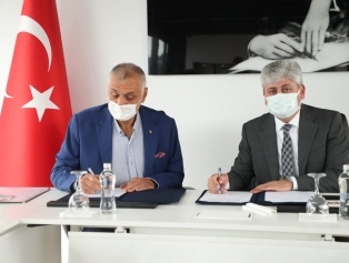 2019 Yılı Güdümlü Proje Desteği kapsamında destek almaya hak kazanan “Kireçlik Yarma Sistemi Ortak Üretim Tesisi” projesinin sözleşmesi imzalandı. Galeri