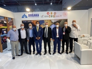 DOĞAKA Koordinasyonunda Bölgemiz Ayakkabı Üreticilerinin Katılım Sağladığı AYMOD 2020 Uluslararası Ayakkabı Yaz Modası Fuarı Kapılarını Açtı Galeri