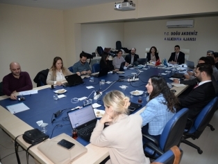 Doğu Akdeniz Kalkınma Ajansı ve SEECO Projesi kapsamında Topluluk Uygulama Ortağı olarak seçilen müşterek teşebbüsün lideri WEglobal ile ilk koordinasyon toplantısı gerçekleştirildi Galeri