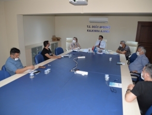 DOĞAKA Ev Sahipliğinde Ayakkabıcılık Sektörü Temsilcileri ile AYMOD 2020 Uluslararası Ayakkabı Yaz Modası Fuarı Değerlendirme Toplantısı Düzenlendi. Galeri
