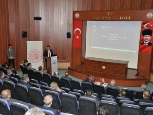 Türkiye’de Kentsel ve Kırsal Yerleşim Sistemleri Araştırması (YER-SİS) Bilgilendirme Toplantısı Osmaniye’de Gerçekleştirildi Galeri