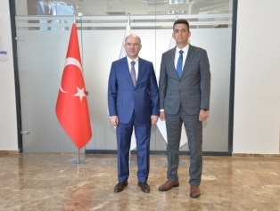 Osmaniye Valisi ve DOĞAKA Yönetim Kurulu Başkanı Serdengeçti’den DOĞAKA’ya Ziyaret Galeri