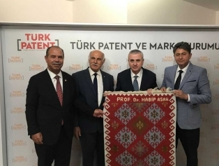Karatepe Kilimi Coğrafi İşaretli Ürün Olarak Tescillendi Galeri