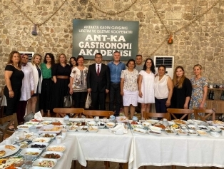 DOĞAKA ve Hatay İl Ticaret Müdürlüğü Kadın Kooperatifleri ile bir araya geldiler Galeri