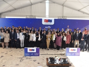 Sosyal Girişimcilik Güçlendirme ve Uyum Projesinin Açılışı Mardinde Gerçekleştirildi Galeri