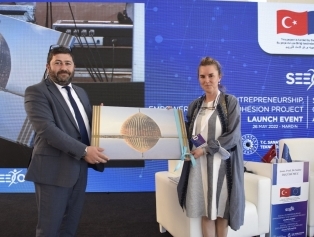 Sosyal Girişimcilik Güçlendirme ve Uyum Projesinin Açılışı Mardinde Gerçekleştirildi Galeri