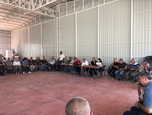 Kırıkhan Mobilya Esnafı Bir Araya Geldi: Ortak Üretim Tesisi Projesi Konuşuldu Galeri
