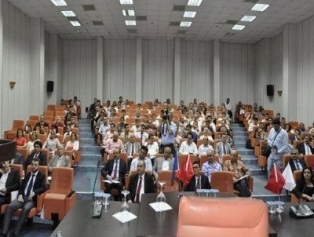 Hatay’da Doğaka, Lisanssız Elektrik Üretimi Derneği (li-der) İşbirliği ile  “ Yenilenebilir Enerji Konferansı ” Düzenlendi. Galeri