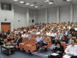 Hatay’da Doğaka, Lisanssız Elektrik Üretimi Derneği (li-der) İşbirliği ile  “ Yenilenebilir Enerji Konferansı ” Düzenlendi. Galeri