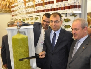 Doğaka, 2014 Türkiye İzmir Gıda Ve Gıda Teknolojileri Fuarı (Foodex 2014) Ile İzmir’e Çıkarma Yapıyor. Galeri