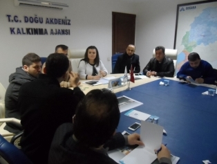 Bölgemiz Mobilyacılık Sektörünün Temsil Edileceği CNR IMOB 2016 Uluslararası Mobilya Fuarı Hazırlık ve Değerlendirme Toplantısı DOĞAKA Koordinasyonunda Hatay’da Düzenlendi. Galeri