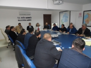 Bölgemiz Mobilyacılık Sektörünün Temsil Edileceği CNR IMOB 2016 Uluslararası Mobilya Fuarı Hazırlık ve Değerlendirme Toplantısı DOĞAKA Koordinasyonunda Hatay’da Düzenlendi. Galeri