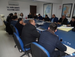 Bölgemiz Mobilyacılık Sektörünün Temsil Edileceği CNR IMOB 2016 Uluslararası Mobilya Fuarı Hazırlık ve Değerlendirme Toplantısı DOĞAKA Koordinasyonunda Hatay’da Düzenlendi. Galeri