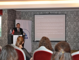 DOĞAKA Ev Sahipliğinde “Kurumsallaşma, İnovasyon ve Tasarım Semineri” Hatay ilinde Düzenlendi. Galeri