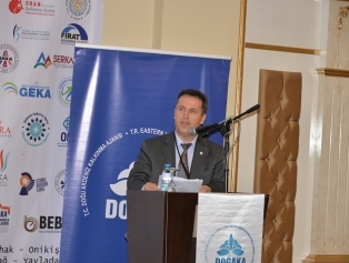 DOĞAKA Ev Sahipliğinde “Kentsel Pazarlama ve Şehirlerin Markalaşması Semineri”Hatay’da Düzenlendi. Galeri