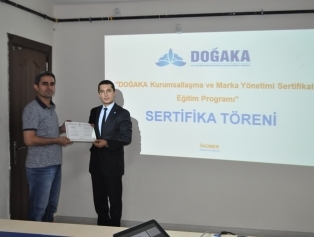 DOĞAKA Koordinasyonunda Kahramanmaraş ili Ayakkabıcılık Sektörüne Yönelik olarak Kahramanmaraş Yatırım Destek Ofisi Toplantı Salonunda düzenlenen “Sertifikalı Kurumsallaşma ve Markalaşma” eğitimi tamamlandı. Galeri