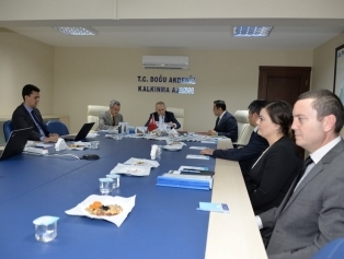 Hatay Valisi ve DOĞAKA Yönetim Kurulu Üyesi Sayın Erdal ATA Ajans Merkezimizi Ziyaret Etti Galeri