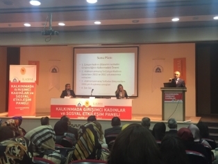 Kalkınmada Girişimci Kadınlar ve Sosyal Etkileşim Paneli, Kahramanmaraş’ta düzenlendi. Galeri