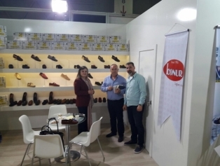 DOĞAKA ve ATSO işbirliğinde Düzenlenen 57’ncisi Düzenlenen Aymod 2017 Uluslararası Ayakkabı Kış Modası Fuarı’nda Firmalarımız Bölgemizi Temsil Etti. Galeri