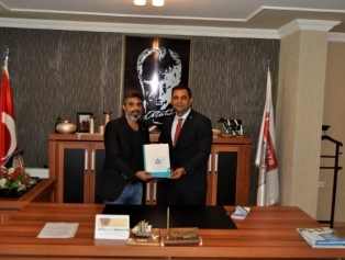 Süt ve Süt Ürünlerinde Kimyasal ve Mikrobiyolojik Analiz Yöntemlerinin Kavranılması Eğitimi Sözleşmesi İmzalandı  Galeri