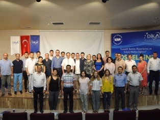 DİKA Ev Sahipliğinde Düzenlenen “Kalkınma Ajansları Tanıtım Birimleri Toplantısı’nda Ajansımız Kurumsal Organizasyon Planlamaları Tanıtıldı Galeri
