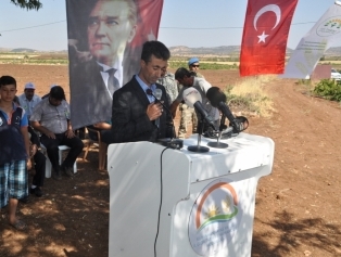 Kahramanmaraş’ta “Bağcılık Sektöründe Gelişmeler ve Fırsatlar Paneli ve Hasat Günü Etkinlikleri” düzenlendi. Galeri