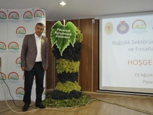 Kahramanmaraş’ta “Bağcılık Sektöründe Gelişmeler ve Fırsatlar Paneli ve Hasat Günü Etkinlikleri” düzenlendi. Galeri