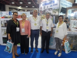 DOĞAKA Koordinasyonu, Bölgemiz Ticaret ve Sanayi Odaları ile İl Kültür ve Turizm Müdürlükleri İşbirliğinde “YÖREX 2017 Yöresel Ürünler Fuarı”na Çıkarma Yapıldı. Galeri