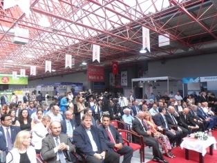 DOĞAKA Koordinasyonunda Bölgemiz Gıda Üreticileri İşbirliğinde Katılım Sağlanan “CNR FOOD İSTANBUL 2017 Uluslararası Gıda Fuarı” Kapılarını Ziyaretçilerine Açtı Galeri