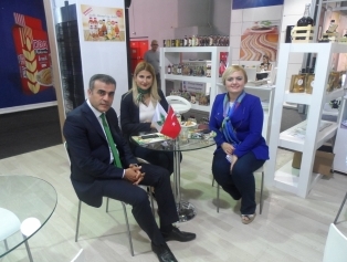DOĞAKA Koordinasyonunda Bölgemiz Gıda Üreticileri İşbirliğinde Katılım Sağlanan “CNR FOOD İSTANBUL 2017 Uluslararası Gıda Fuarı” Kapılarını Ziyaretçilerine Açtı Galeri