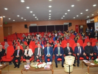 Avrupa Birliği Destekli “Roman Gibi Yaşayan Vatandaşların İstihdama Entegrasyonu” Projemiz Sona Erdi Galeri