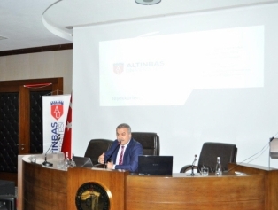 İskenderun’da Aile Şirketlerinde Kurumsallaşma Paneli Düzenlendi. Galeri