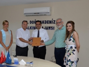 Hatay İlinde 2018 Yılı Mali Destek Programı Sözleşmeleri İmzalanmaya Devam Ediyor Galeri