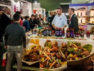 DOĞAKA Koordinasyonunda Bölgemiz Gıda Üreticileri İşbirliğinde Katılım Sağlanan “CNR FOOD İSTANBUL 2018 Uluslararası Gıda Fuarı” Kapılarını Ziyaretçilerine Açtı Galeri