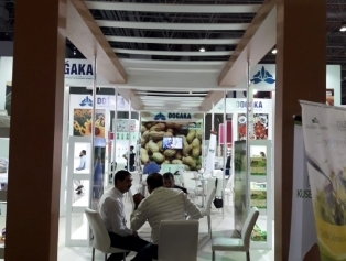 DOĞAKA Koordinasyonunda Bölgemiz Gıda Üreticileri İşbirliğinde Katılım Sağlanan “CNR FOOD İSTANBUL 2018 Uluslararası Gıda Fuarı” Kapılarını Ziyaretçilerine Açtı Galeri
