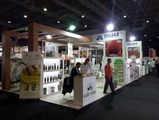 DOĞAKA Koordinasyonunda Bölgemiz Gıda Üreticileri İşbirliğinde Katılım Sağlanan “CNR FOOD İSTANBUL 2018 Uluslararası Gıda Fuarı” Kapılarını Ziyaretçilerine Açtı Galeri
