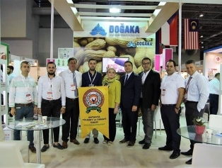 DOĞAKA ve Bölgemiz Ticaret ve Sanayi Odaları İşbirliği ve Koordinasyonunda Gıda Üreticilerimiz “CNR FOOD İSTANBUL 2018 Uluslararası Gıda Fuarı”na Çıkarma Yaptı Galeri