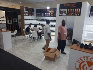 DOĞAKA Koordinasyonunda Bölgemiz Ayakkabı Üreticileri Katılımlarıyla AYMOD 2018 Uluslararası Ayakkabı Yaz Modası Fuarı Kapılarını Açtı Galeri