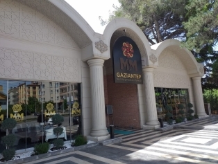 DOĞAKA Koordinasyonunda Gaziantep Büyükşehir Belediye Başkanlığı Ev Sahipliğinde İpekyolu Kalkınma Ajansı Katılımlarıyla “Gaziantep Gastronomi Çalışma Ziyareti” Düzenlendi Galeri