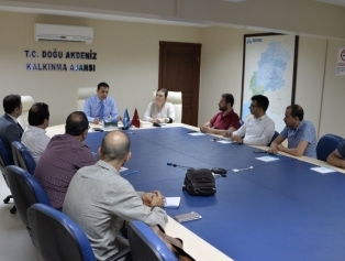 DOĞAKA Ev Sahipliğinde Antakya Mobilya Sanayici İşadamları Derneği Ziyareti İle “Mobilyacılık Sektörü 2020 Projeksiyonu Değerlendirme ve İşbirliği Toplantısı” Düzenlendi Galeri