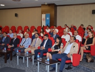 Sanayi ve Teknoloji Bakanlığı, Doğu Akdeniz Kalkınma Ajansı ve İskenderun Ticaret ve Sanayi Odası İşbirliğiyle “Hatay ili Filtre Sektörü Değer Zinciri Analizi Çalıştayı” düzenlendi. Galeri