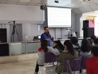 Mesleki ve Teknik Eğitim temalı faaliyetler kapsamında Osmaniye’de “Mesleki Gelişim ve Farkındalık Çalıştayları” başladı Galeri
