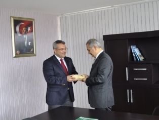 Osmaniye Belediye Başkanı Kadir Kara, Doğaka Osmaniye Yatırım Destek Ofisi’ni Ziyaret Etti Galeri