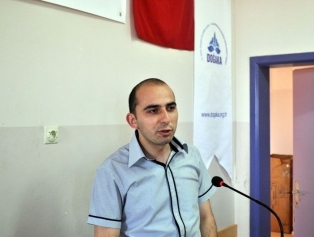 Kadın Eliyle Hijyenik Süt Galeri